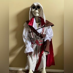 SOLD** Teen boys Ezio Assasins creed costume